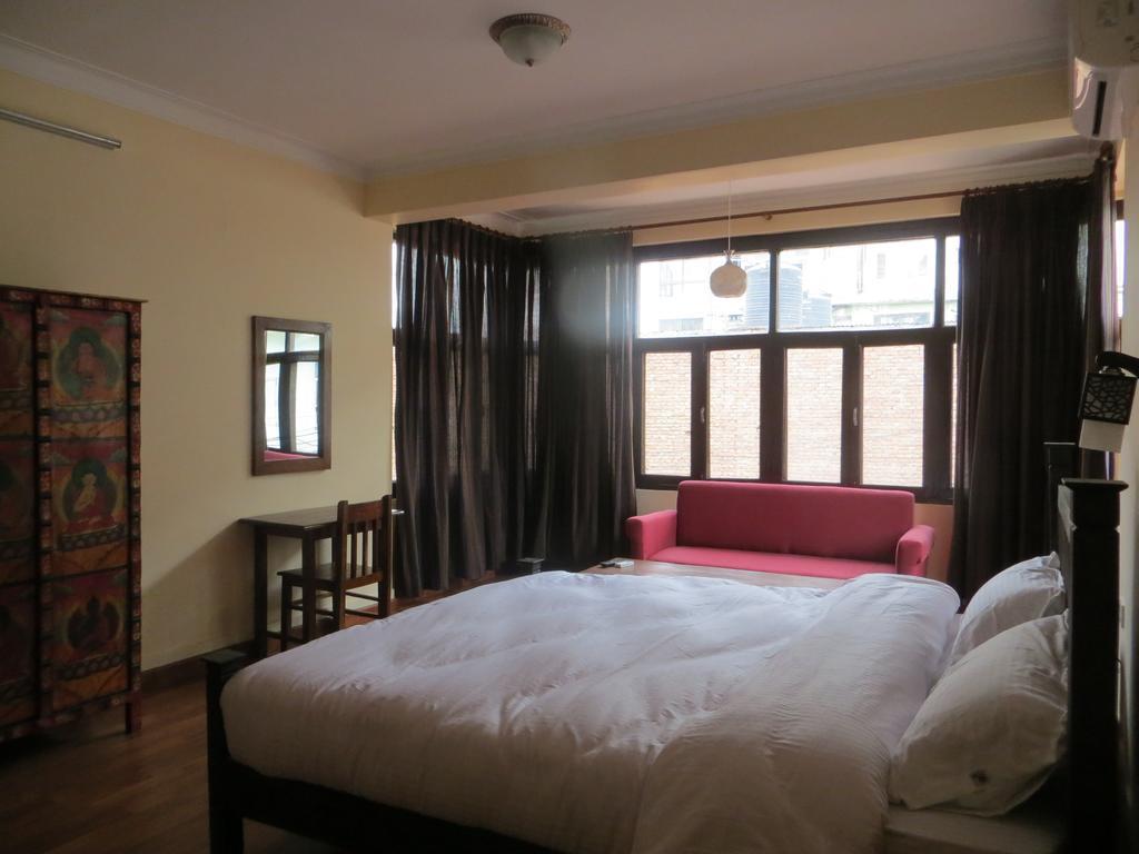 Hotel Mi Casa Kathmandu Bagian luar foto