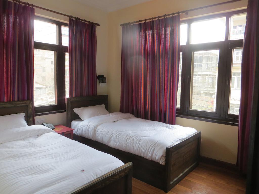 Hotel Mi Casa Kathmandu Bagian luar foto
