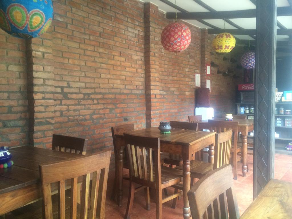 Hotel Mi Casa Kathmandu Bagian luar foto
