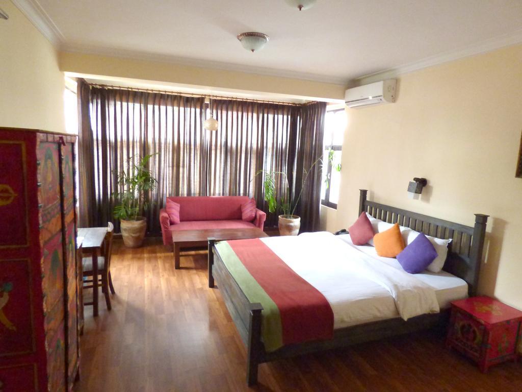Hotel Mi Casa Kathmandu Bagian luar foto