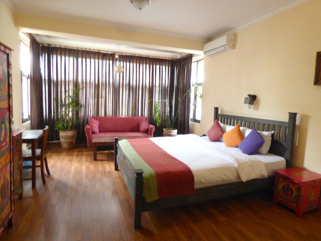 Hotel Mi Casa Kathmandu Bagian luar foto