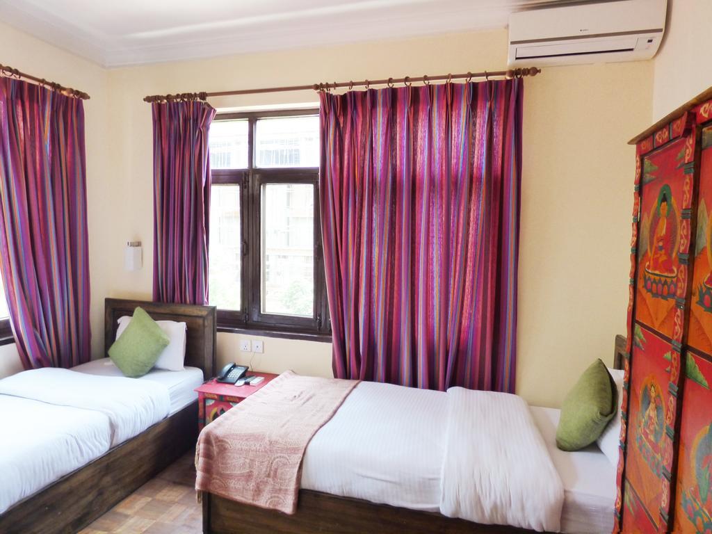 Hotel Mi Casa Kathmandu Bagian luar foto