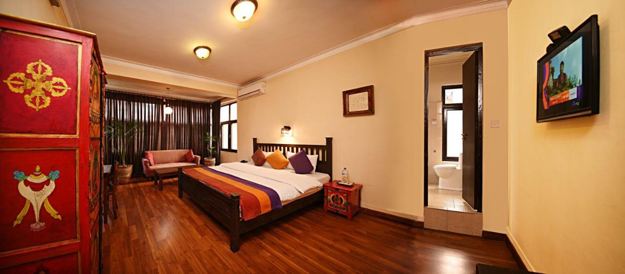 Hotel Mi Casa Kathmandu Bagian luar foto