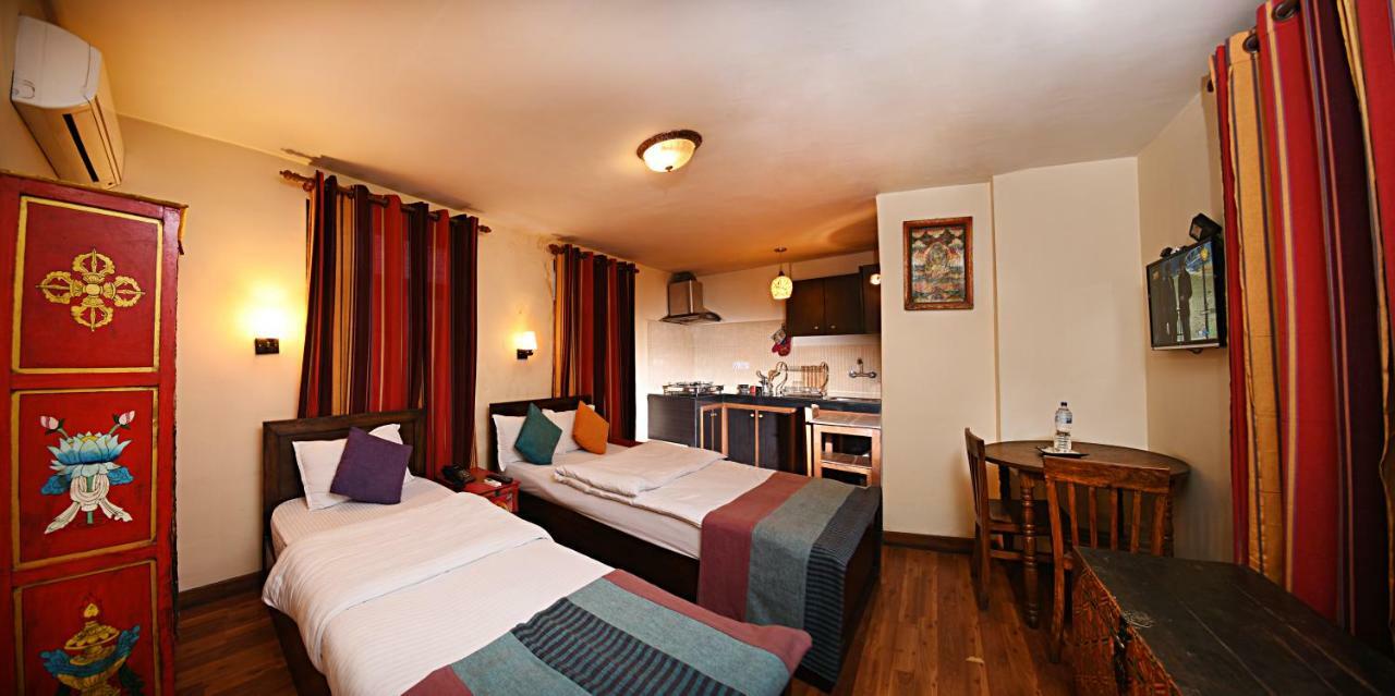 Hotel Mi Casa Kathmandu Bagian luar foto