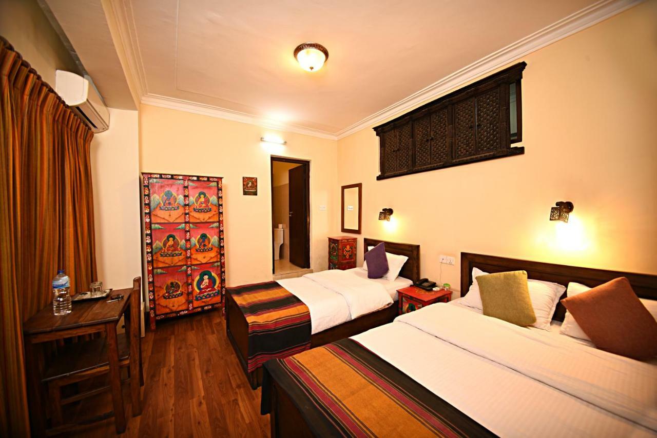Hotel Mi Casa Kathmandu Bagian luar foto